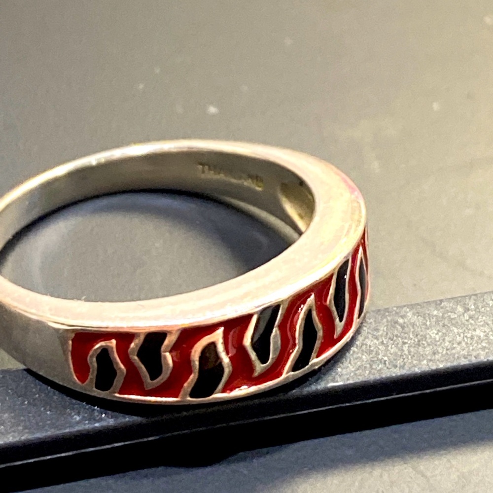 Vintage Silver 925 CNA Red & Black Enamel Inlay